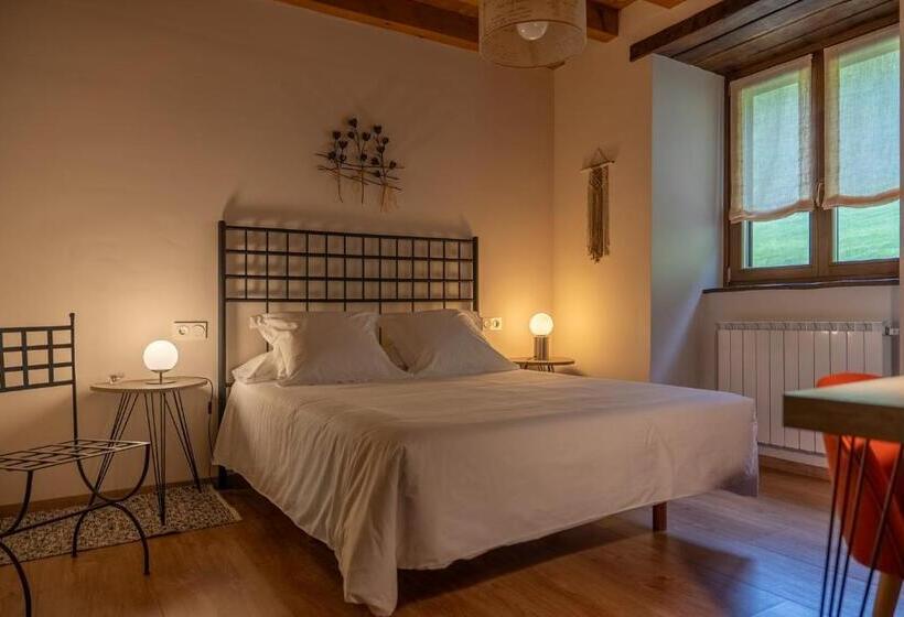 Номер Стандарт, Olagaraia - Adults Only