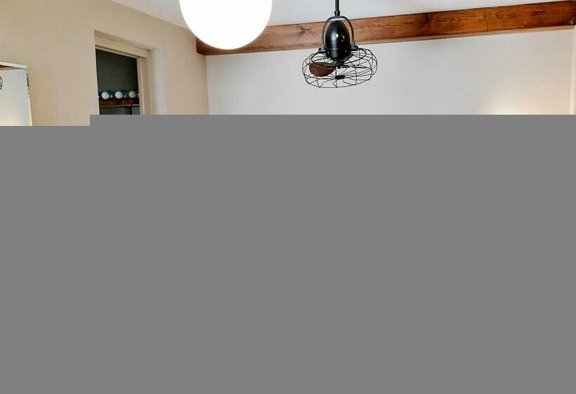 Четырехместный Номер Стандарт, Marakasa B&b