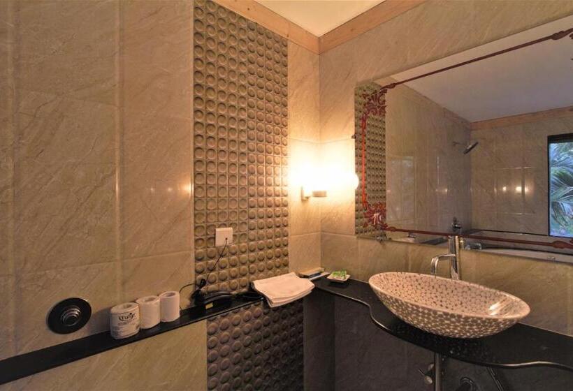 Полулюкс, Damanganga Valley Resort Silvassa