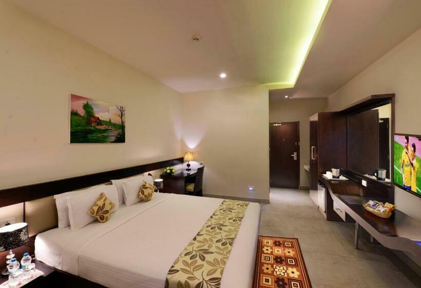 Номер Deluxe с Балконом, Green View Clarks Inn, Shimoga