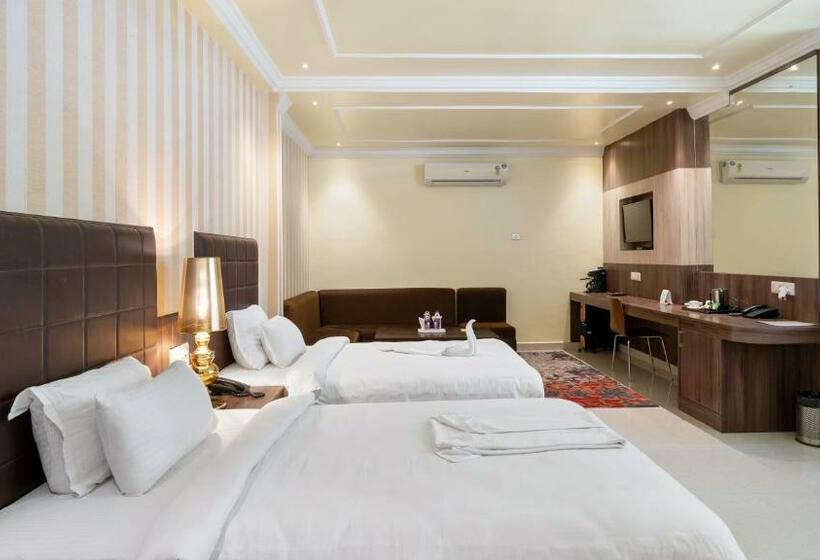行政房间, Niranjana Hotel Bodhgaya