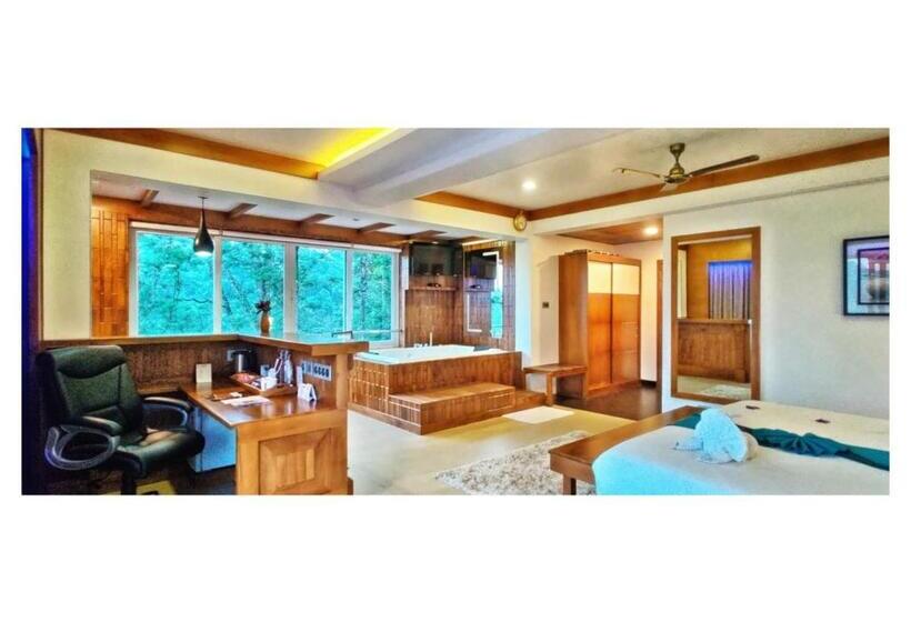 سوییت, Chandys Windy Woods Munnar