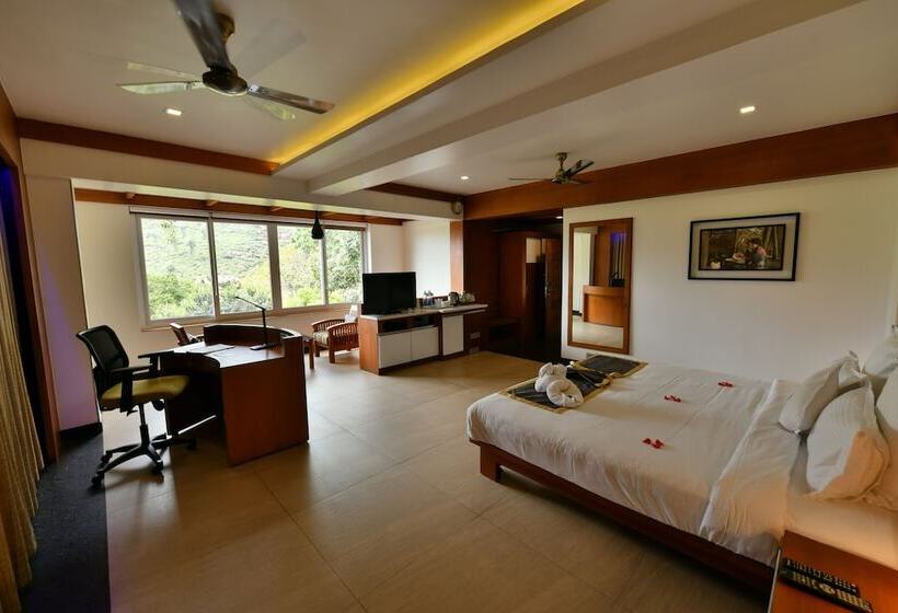 سوئیت پرزیدنت, Chandys Windy Woods Munnar