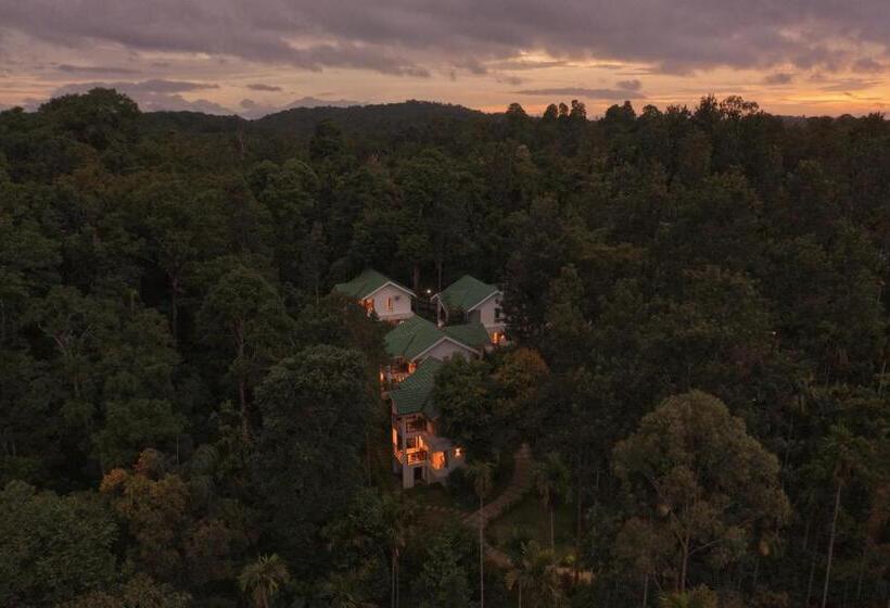 패밀리 스위트, The Woods Resorts Wayanad