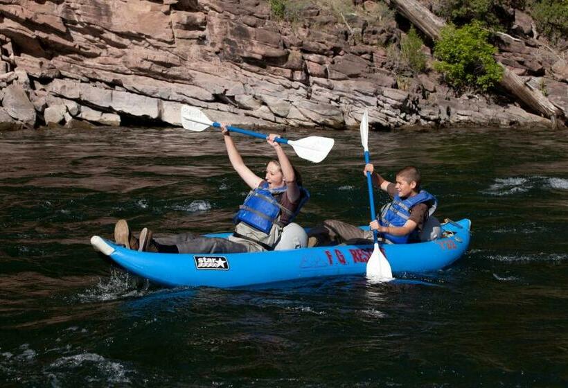 Номер Стандарт Вид на Горы, Flaming Gorge Resort