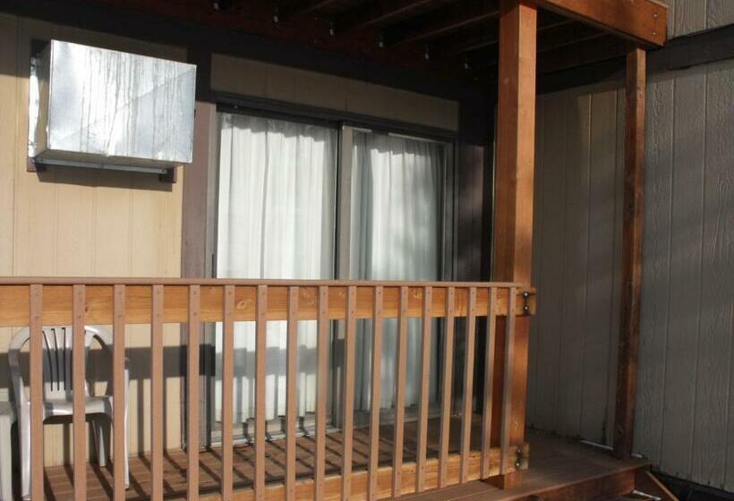 Люкс, Flaming Gorge Resort