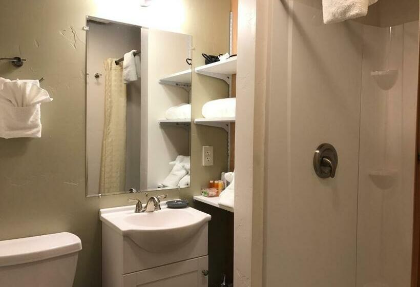 בקתה, The Pioneer Motel