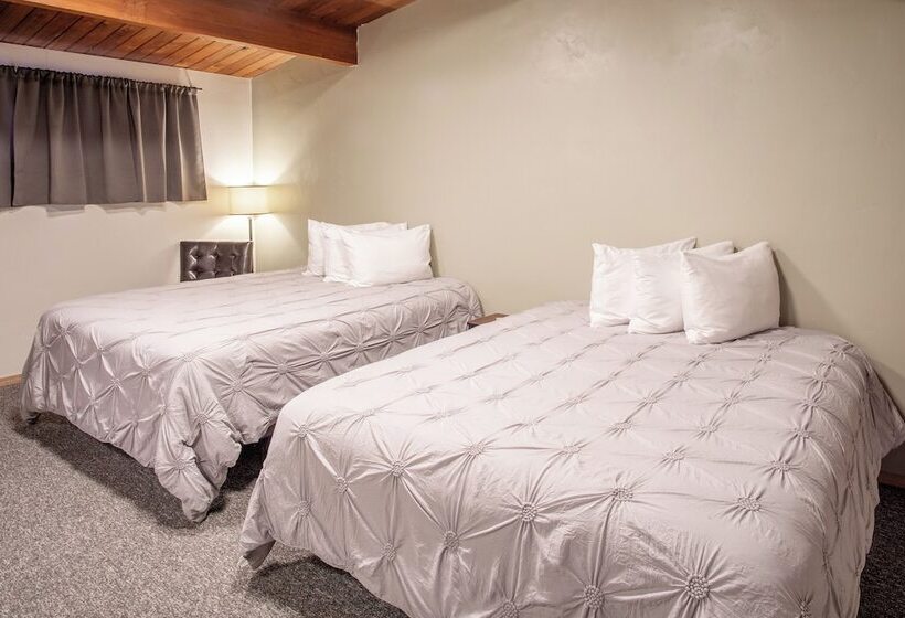 בקתה, The Pioneer Motel