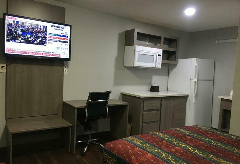 اتاق استاندارد با تخت بزرگ, Travel Inn & Suites