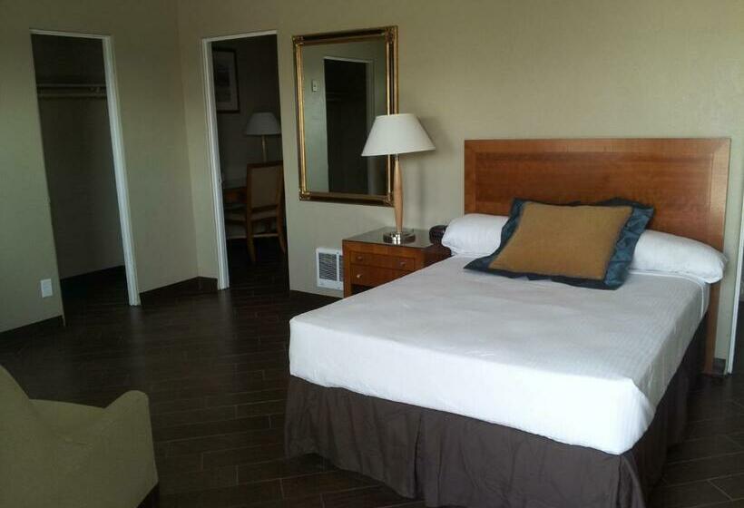 Номер Стандарт 2 Двуспальные Кровати, Oasis Boutique Motel