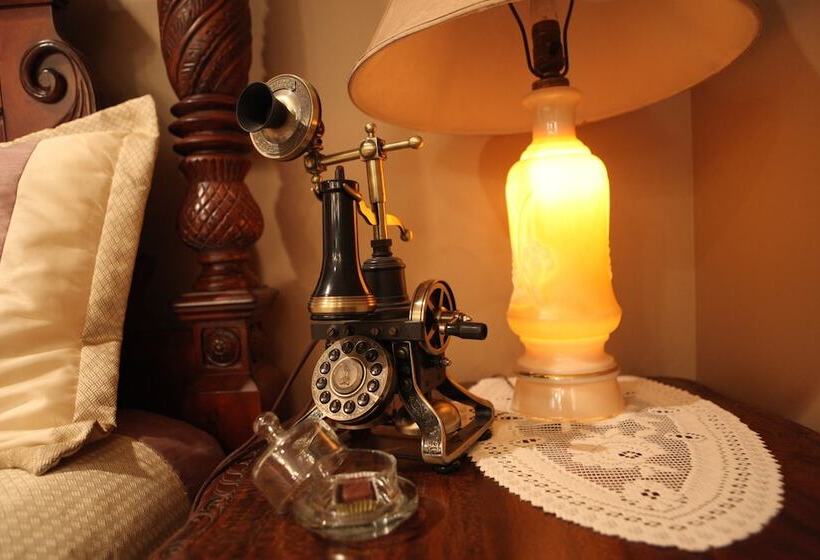 Suite, Scottish Bed & Breakfast