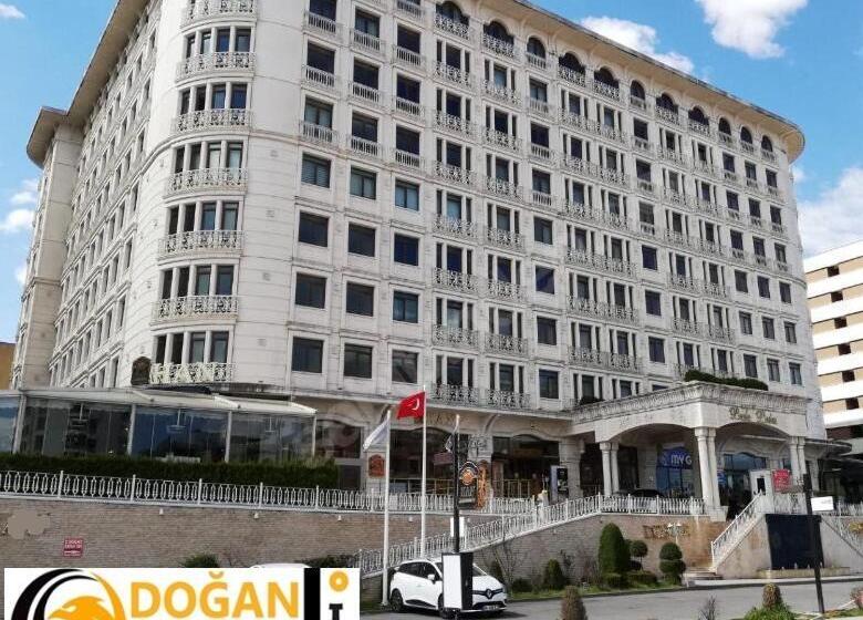 이코노미 트리플 룸, Doğan Palace