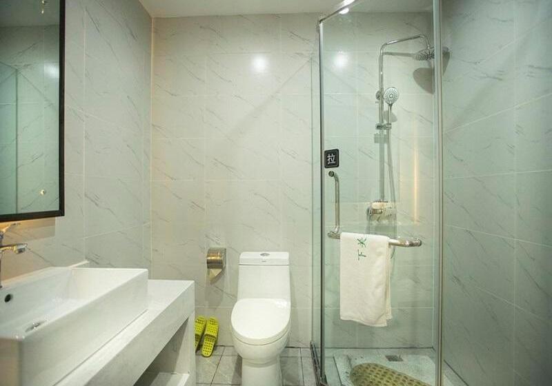 Номер Superior, 7days Premium 7days Premium Dali Railway Station Branch