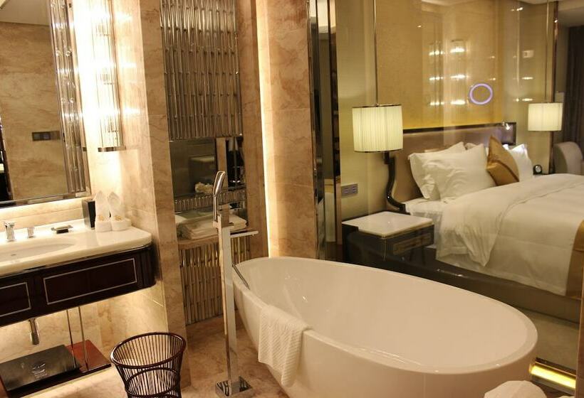 Номер Deluxe, Wuhan Youyi International