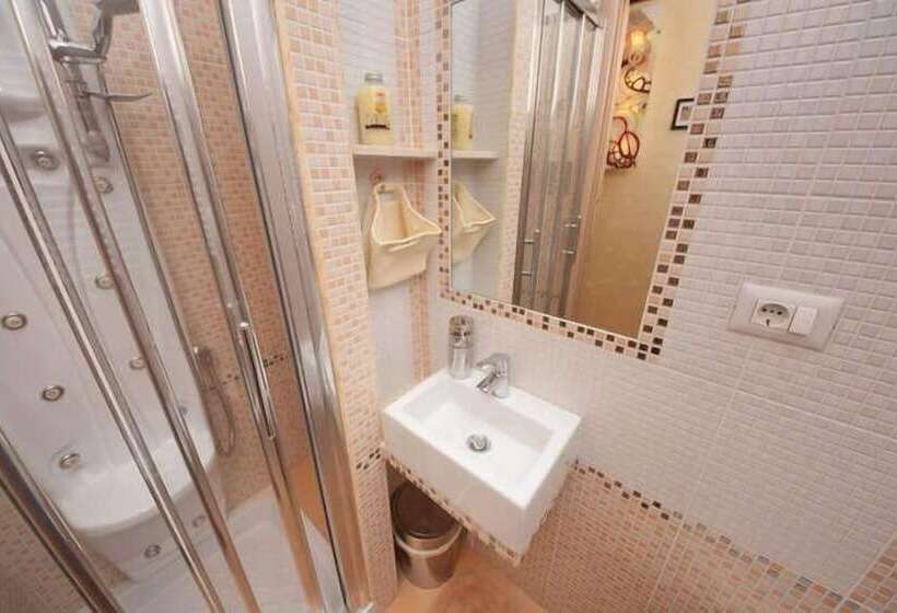 غرفة قياسية, Gala B&b