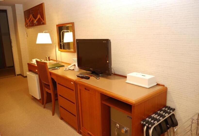 Номер Стандарт Трехместный, Yamanakako Asahigaoka Onsen Hotel Seikei