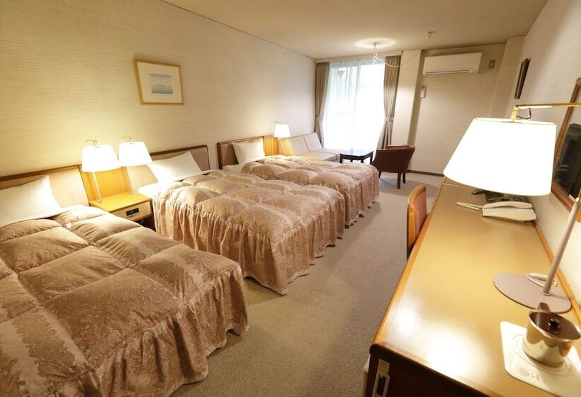 Номер Стандарт Трехместный, Yamanakako Asahigaoka Onsen Hotel Seikei