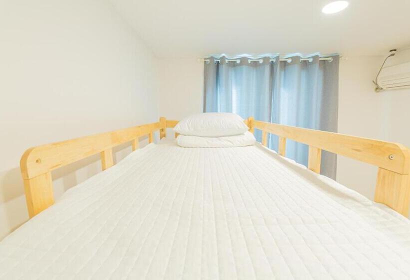스탠다드 룸, James Blue Hostel