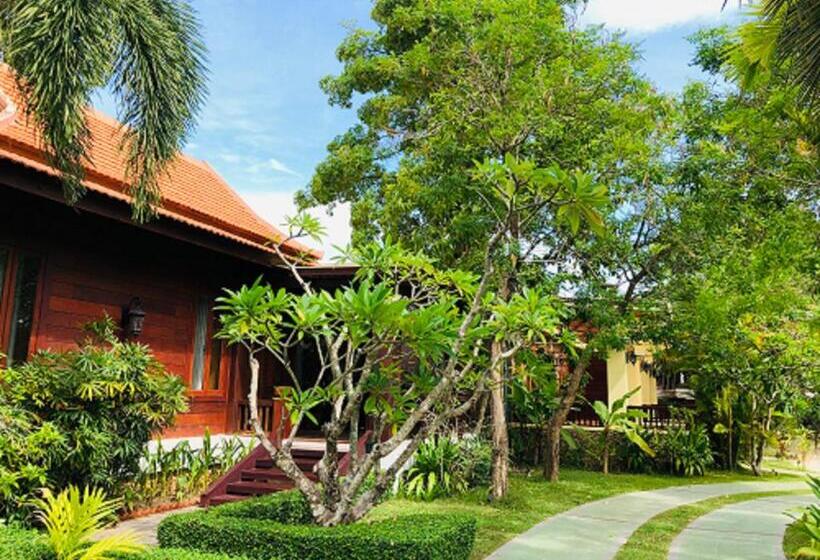 سوییت لوکس, Try Palace Resort Kep