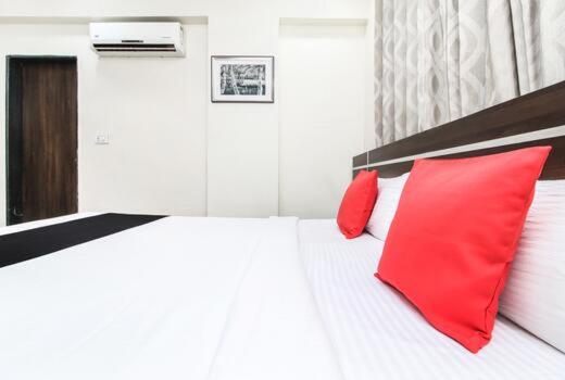 Номер Deluxe Кровать Кинг, Aarya Regency