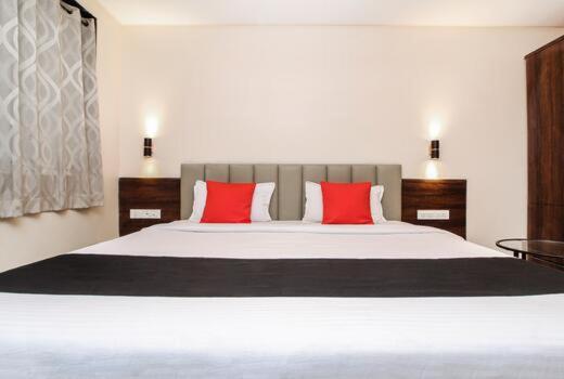Номер Deluxe Кровать Кинг, Aarya Regency