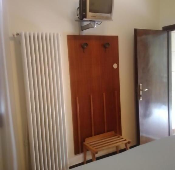 Standaardkamer met Gedeelde Badkamer, Albergo Al Gobbo