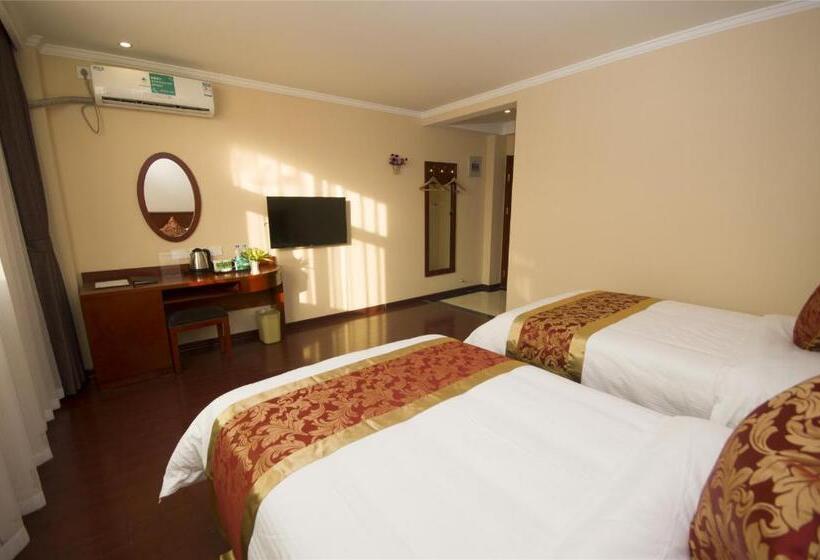 Номер Deluxe, Greentree Inn Jiangsu Zhenjiang Dingmao Industrial Park Wode Square Express