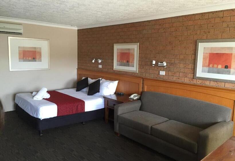 エクゼクティブスイート, James Street Motor Inn
