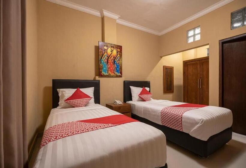 Номер Deluxe, Capital O 612 Dante Guesthouse