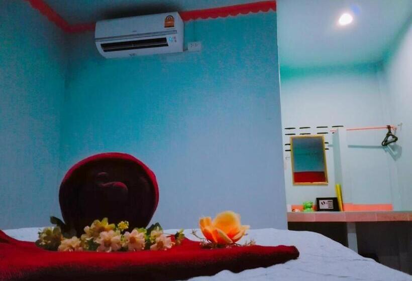 Номер Deluxe Кровать Кинг, Rimsuan House