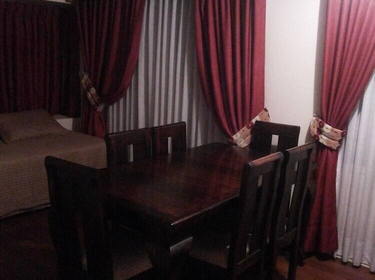 آپارتمان 2 خوابه, A&g Apart