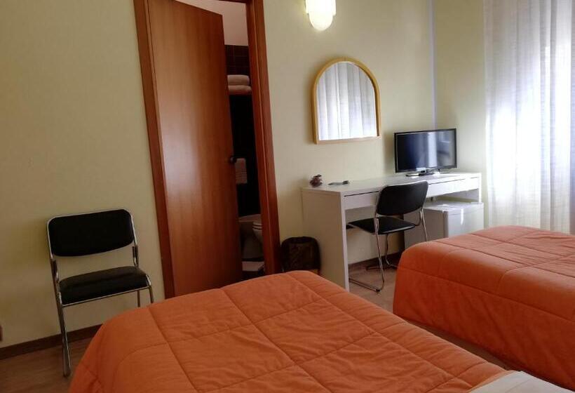اتاق استاندارد, Albergo Roma