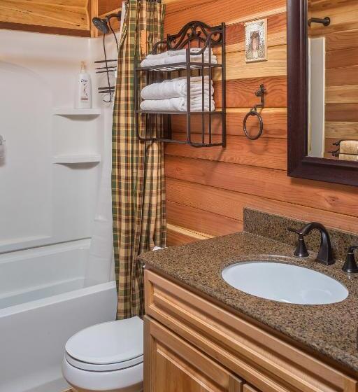 Номер Стандарт, Alaska Knotty Pine B&b