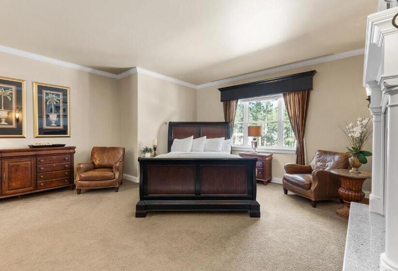 Люкс с гидромассажем, Summer Creek Inn