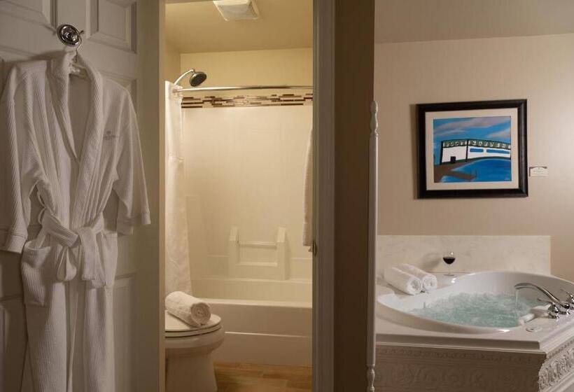 Номер Deluxe, The Oakwood Inn