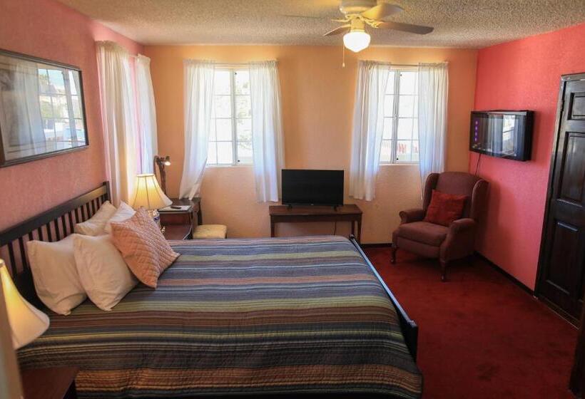 غرفة قياسية مطلّة علي البحر, Playa Hermosa Inn At The Beach