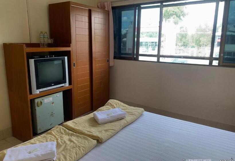 Номер Economy, โรงเเรมลพบุรีซิตี้ Lopburi City