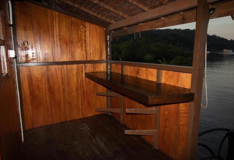Номер Стандарт, Novali Surf Retreat Mentawai