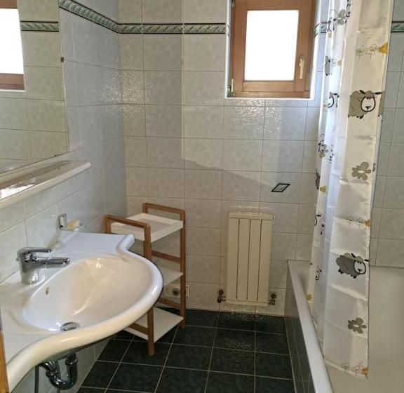 Кровать в Общей Комнате, Permadieshof