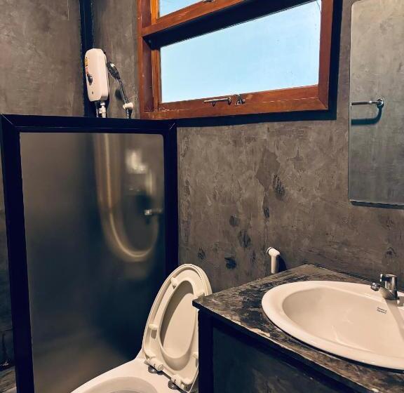 Люкс Вид на Реку, The Good View Erawan Resort