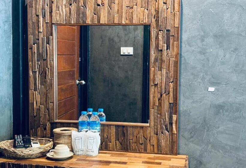 Люкс Вид на Реку, The Good View Erawan Resort