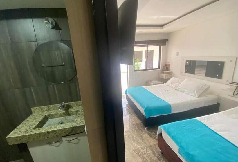 이그제큐티브 트리플, Deluxe Oasis De La Colina Boutique