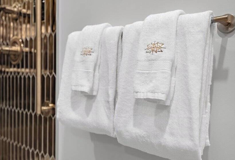 Люкс Повышенной Комфортности, Hôtel Maurice