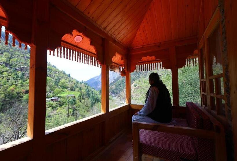 수피리어 스위트, Tirthan Village Resort   Tirthan Valley