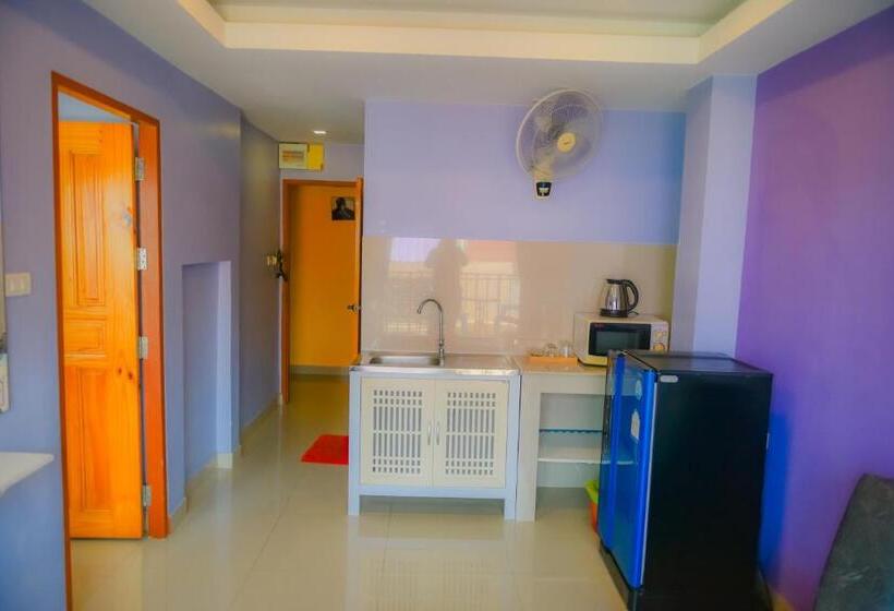 컴포트 트리플 룸, Patamnak Beach Guesthouse