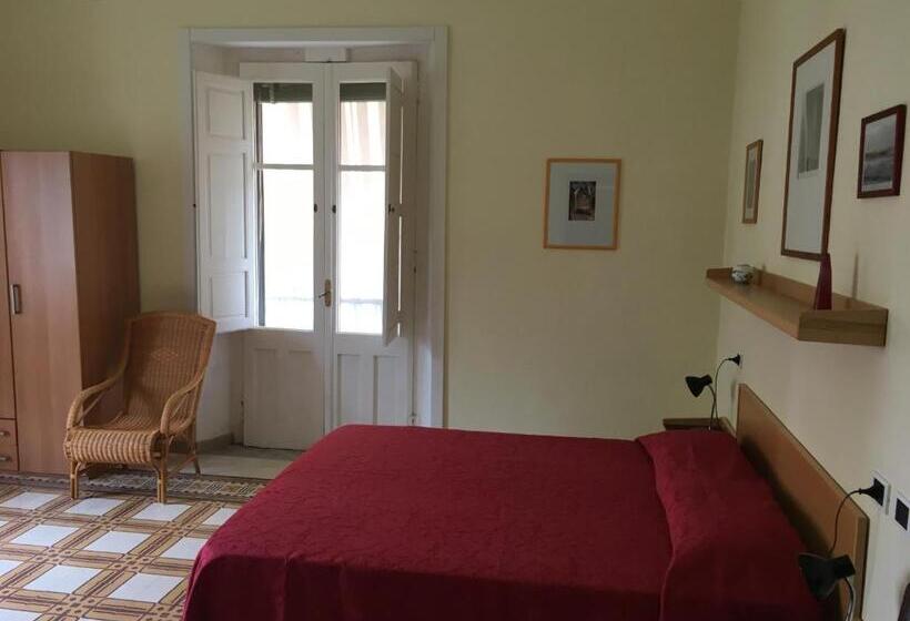 Апартаменты 1 Спальня с Балконом, Residence Santa Maria Suites