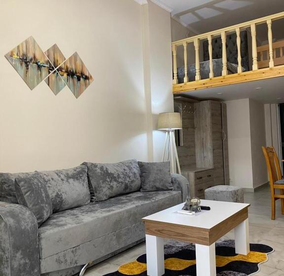 4인용 스탠다드 룸, Troy Aparthotel Durres