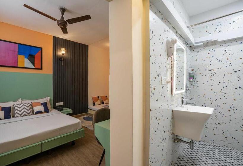 Номер Стандарт, Zostel Delhi