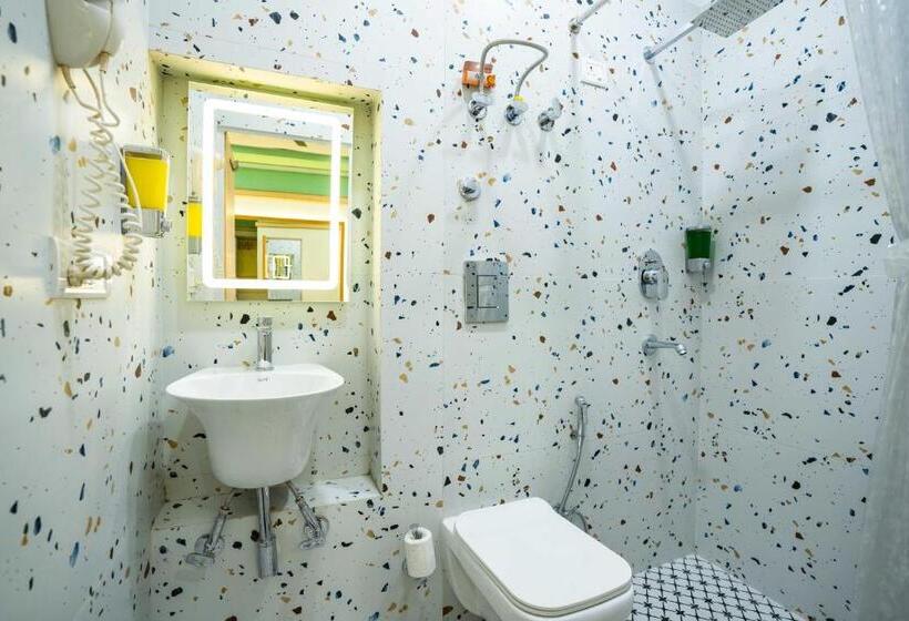 Номер Deluxe, Zostel Delhi