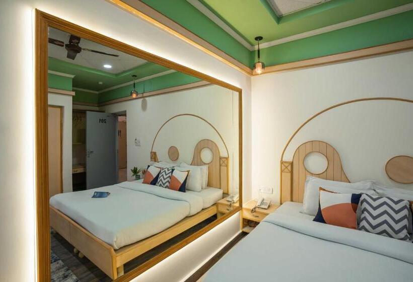 Номер Deluxe, Zostel Delhi